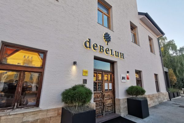 Ošterija Debeluh
